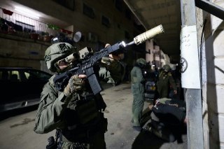 מסתערבי מג"ב ירושלים וצה"ל פעלו הלילה בכפר בית רימא שבחטיבת...