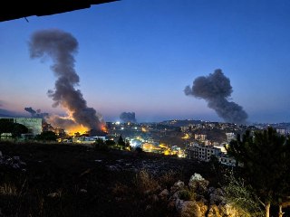 צה"ל ממשיך הבוקר לתקוף בדרום לבנון התגובה לרחפני הנפץ ששיגר...