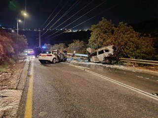 יו"ש 5066 בין יקיר לעמנואל ת.ד בין 2 רכבים...