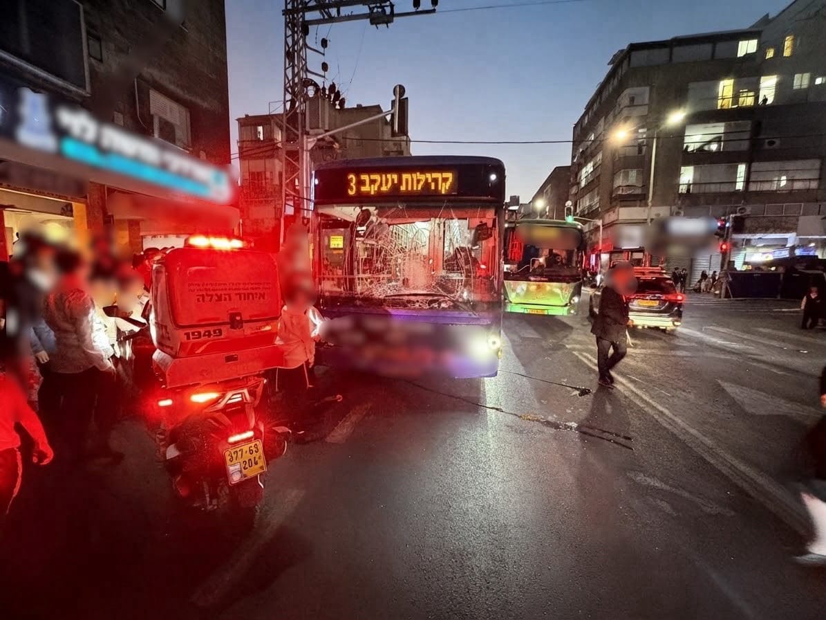 צוותי הרפואה של איחוד הצלה הוזעקו לרחוב רבי עקיבא בבני ברק,...