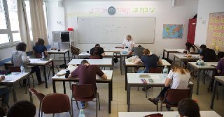ישראל מובילה בצפיפות 😅🤦‍♂️...