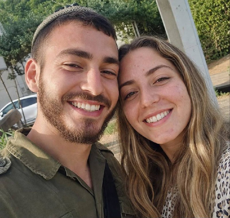 שיר היא יתומה מאב ואם...