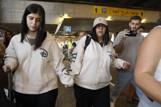‏מלי וליאל יהלומי נחתו בנתב"ג...