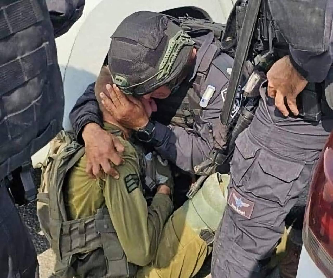 החיבוק האחרון...