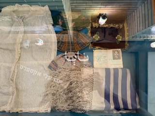 עיראק: נפתח לציבור מוזיאון/בית הספר "שמאש" על יהודי בגדד...