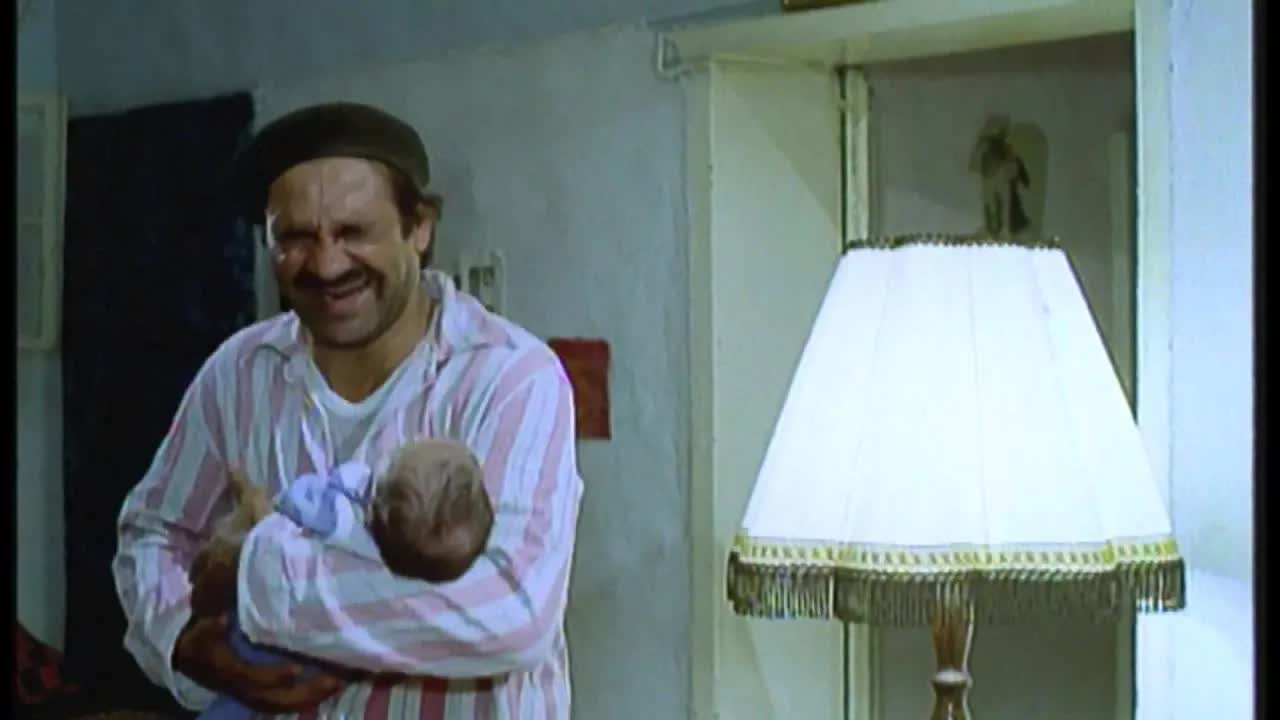 קטע מתוך הסרט אדון ליאון 