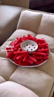 צ׳יפס אבטיח‼️🍟🍉 מי שרוצה לדעת מה הרוטב שירשום לי👇🏻...