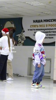 tuzelity (@tuzelitydance): ״TEACHING SHUFFLE 😱🔥 AMAZING LITTLE BOY DANCING...