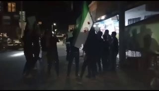 הפגנת ערב דחופה בעיירה מערבה שבכפר דרעא הקוראת להפלת משטר אסד...