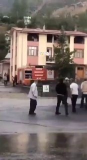 טורקיה: מפולות בוץ סוערות פגעו בעיר ארז'יניאן, במזרח המדינה😳 ...