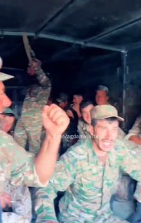 הכוחות המזוינים הארמנים שבדרך לקווי החזית...