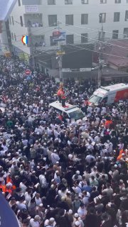 למעלה מ-32,000 חסידים כבר הגיעו לאומן כדי לחגוג את ראש השנה....