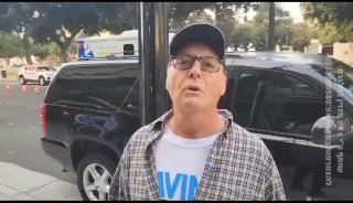 כתב חדשות 14 מול מפגין בארה״ב.