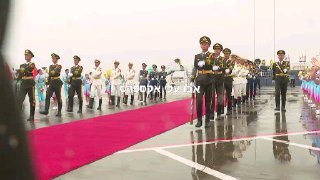 טקס קבלת הפנים לו זכו בני הזוג אסד עם נחיתתם בסין היום.