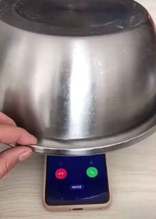 שגרושתך מתקשרת 🤣...