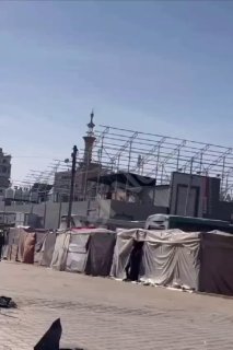 🟥תיעוד מהרגע התקיפה לעבר מסגד אל-פארוק בנוסייראת, במרכז עזה. ...