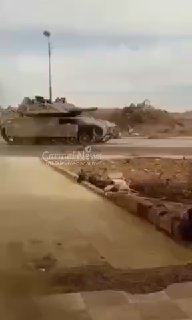 טנקים של צה''ל נכנסו לכפר אום בטנה במחוז קונטרה. ...