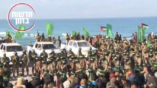 הכנות בנמל עזה למסירת קית סיגל ...