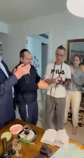 אוהד בן עמי מקיבוץ בארי ששרד בשבי החמאס יותר מ-16 חודשים במסר...