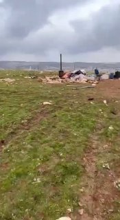 וכך נראה הבית של המתיישבים הגיבורים אחרי ההרס של כוחות...