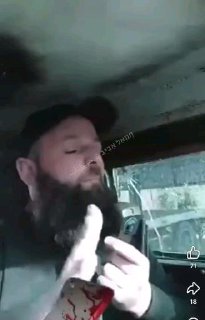 בכיר/מפקד בתחריר א-שאם מחלק פקודות לג'יהאדיסטים של תחריר, מה...