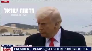 טראמפ מקבל מכה בפניו עם מיקרופון...