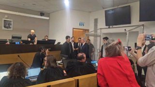 כך נכנס ראש הממשלה למשפט...