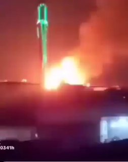 תיעוד שמייחסים לאחת התקיפות האמריקאיות בצנעא, בירת תימן...