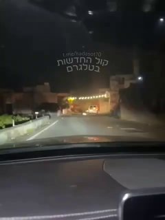 בלבנון מדווחים: כלי טיס של חיל האוויר תקף כלי רכב מהאוויר....