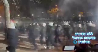 פיזור הפגנות נגד ארדואן בטורקיה...