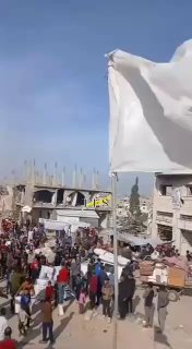 תיעוד נוסף מהמחאה בצפון הרצועה: הדגל הלבן מתנוסס ברקע...