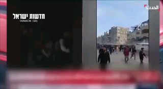 ‏המוחתאר של משפחת אל-בראווי בבית לאהיא צפון עזה שמובילה את...