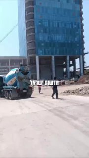 ‏תיעוד: קריסת מבנים באזור בנגקוק בעקבות רעידת האדמה...