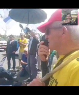 אתה לא מתבייש? אם זאת הייתה הנכדה שלך?!...