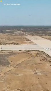 סיור מטוסים איראניים ליד בסיס צבאי ארה