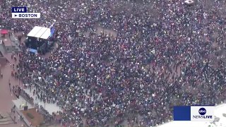 יום של מחאה בארה״ב: השמאל הקיצוני יצא בהמוניו לשורה של הפגנות...