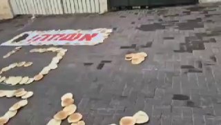 מחאה מול ביתה של ח