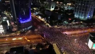 ערוץ i24NEWS בעקיצה לערוץ 14: 