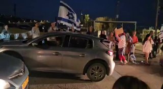 קבלת הפנים בכפר אדומים לא' מהשבכ ששוחרר למעצר בית...