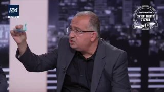 שמעון אלקבץ קרע 200 ש״ח בשידור: ״צריך לבטל את השטר שנמצא בשימוש...