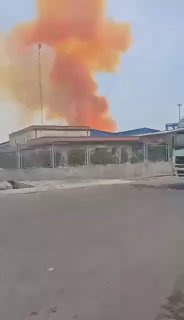 רגע הפיצוץ בבנדר עבאס איראן...