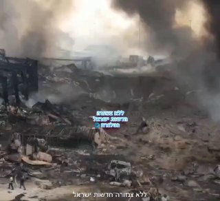 תיעוד של השריפה האדירה במזח ראג'אי בבנדר עבאס שבאיראן...