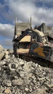 בנחישות ובנחישות !...