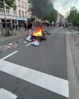 יממה שנייה שכנופיות מהגרים מתפרעים ברחבי בריסל....