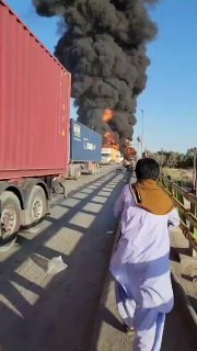 דיווח על פיצוצים ושריפה גדולה בגבול של איראן-אפגניסטן...