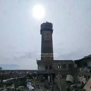 שדה התעופה בצנעא יום אחרי תקיפת חיל האוויר ...