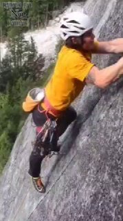 טיפס במגרש הרביעי של Warriors of the Wasteland, 200 מטר 5.12 בסקוומיש כאשר...