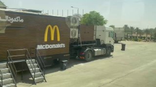 מה לא עושים לטראמפ ...