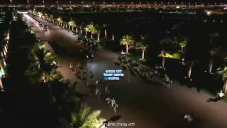 שיירת המכוניות של טראמפ מלווה לארמון לוסייל לארוחת ערב מדינת...