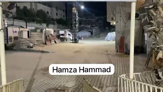 תיעודים מהתקיפות סביב בתי החולים בג׳באליה: 
...